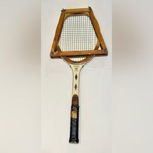 Wilson Jack Kramer Pro Staff Tennis Racket 4 3/4 Medium W/ Wooden Press Vintage